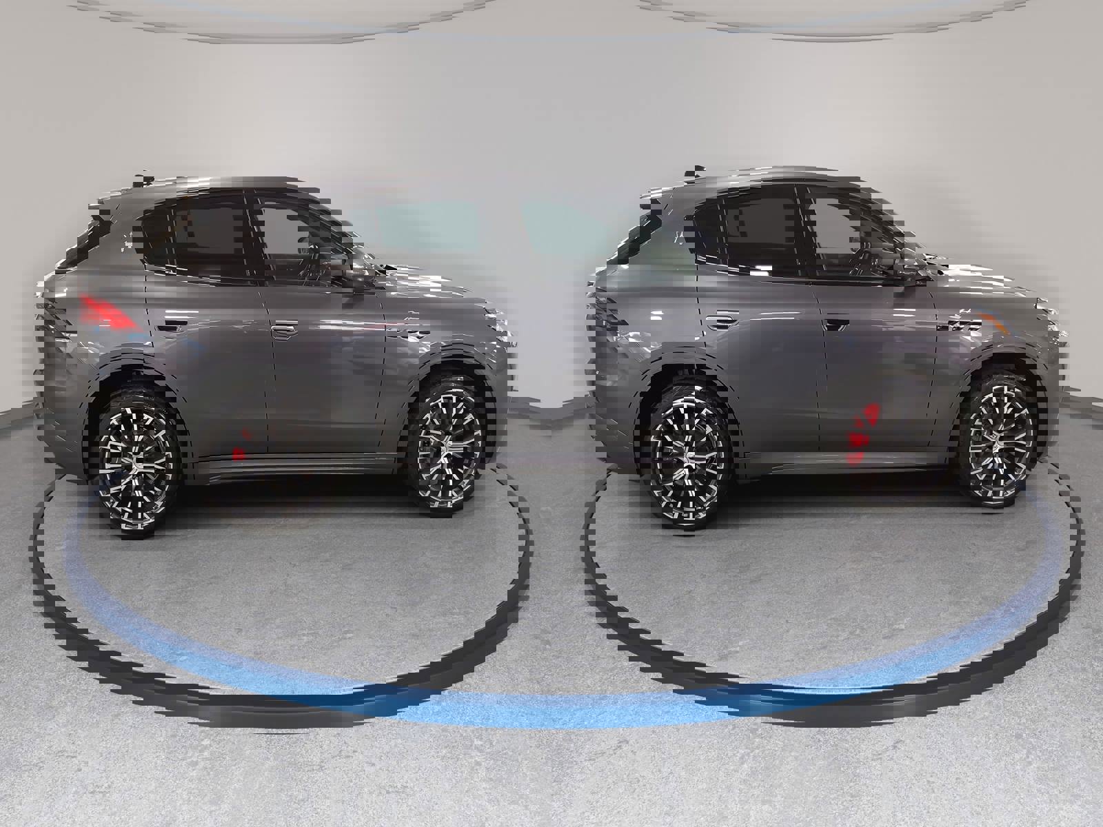 Used 2023 Maserati Grecale GT image 4