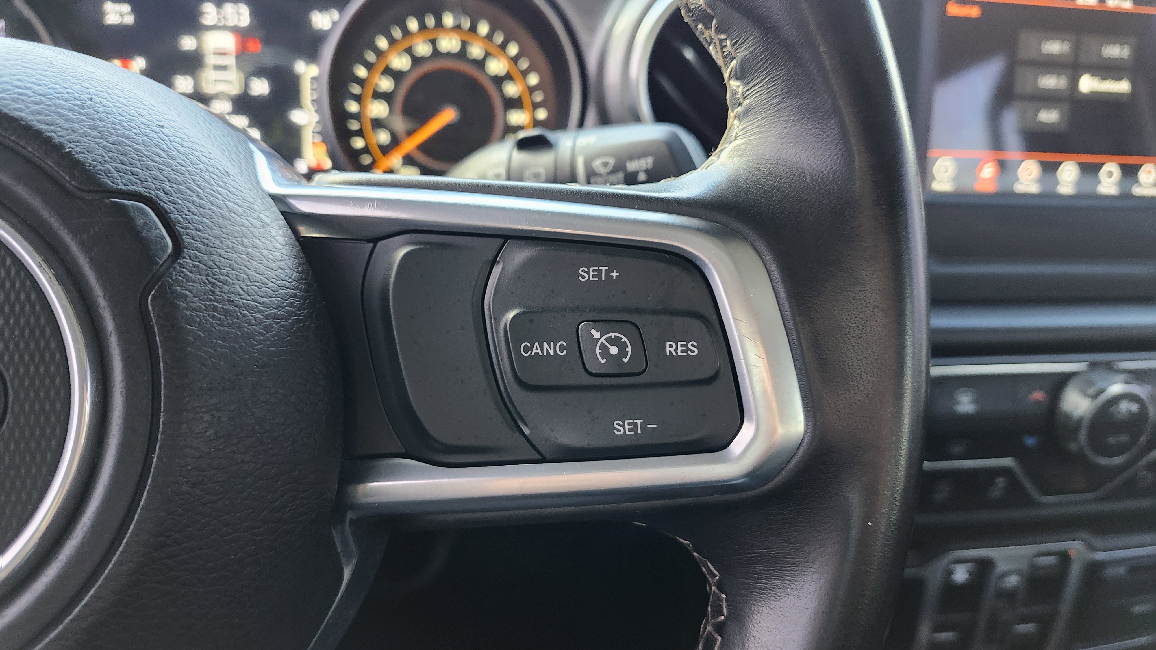 Used 2020 Jeep Wrangler Unlimited Sahara w/ Safety Group image 32