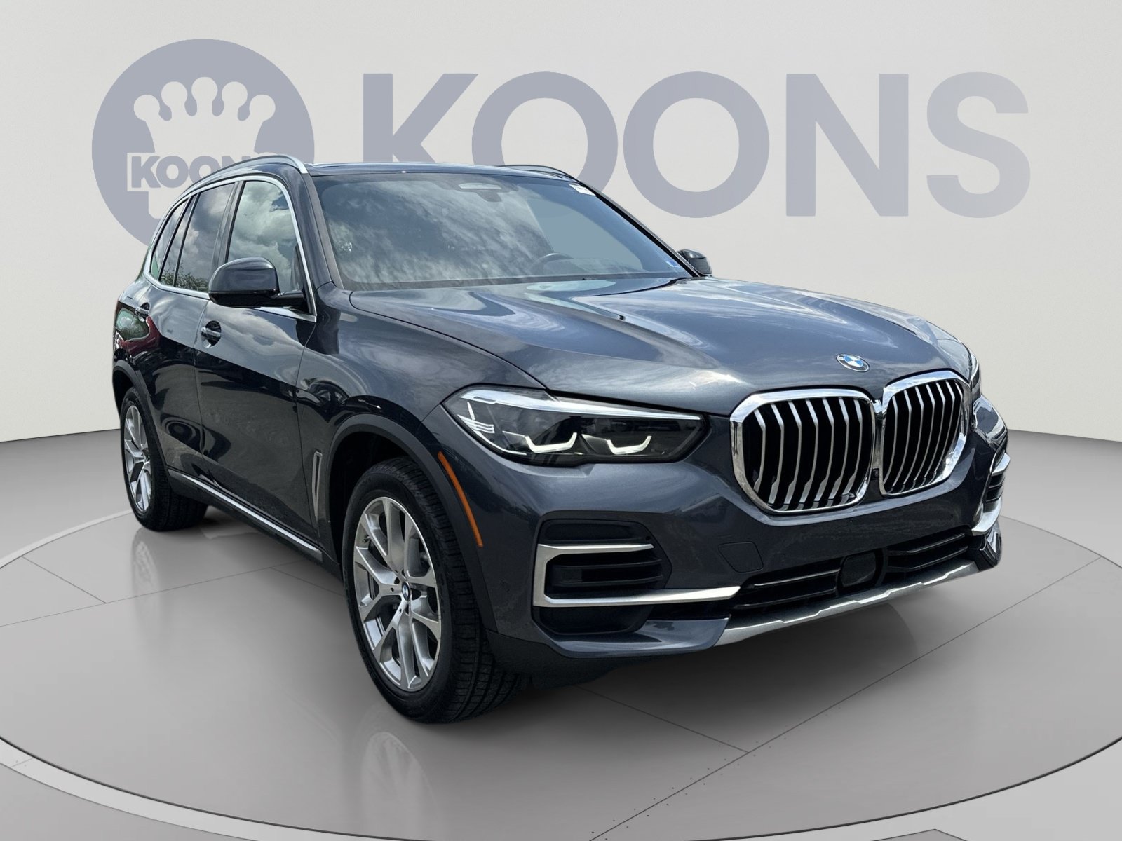 Used 2022 BMW X5 xDrive40i AWD/4WD image 2