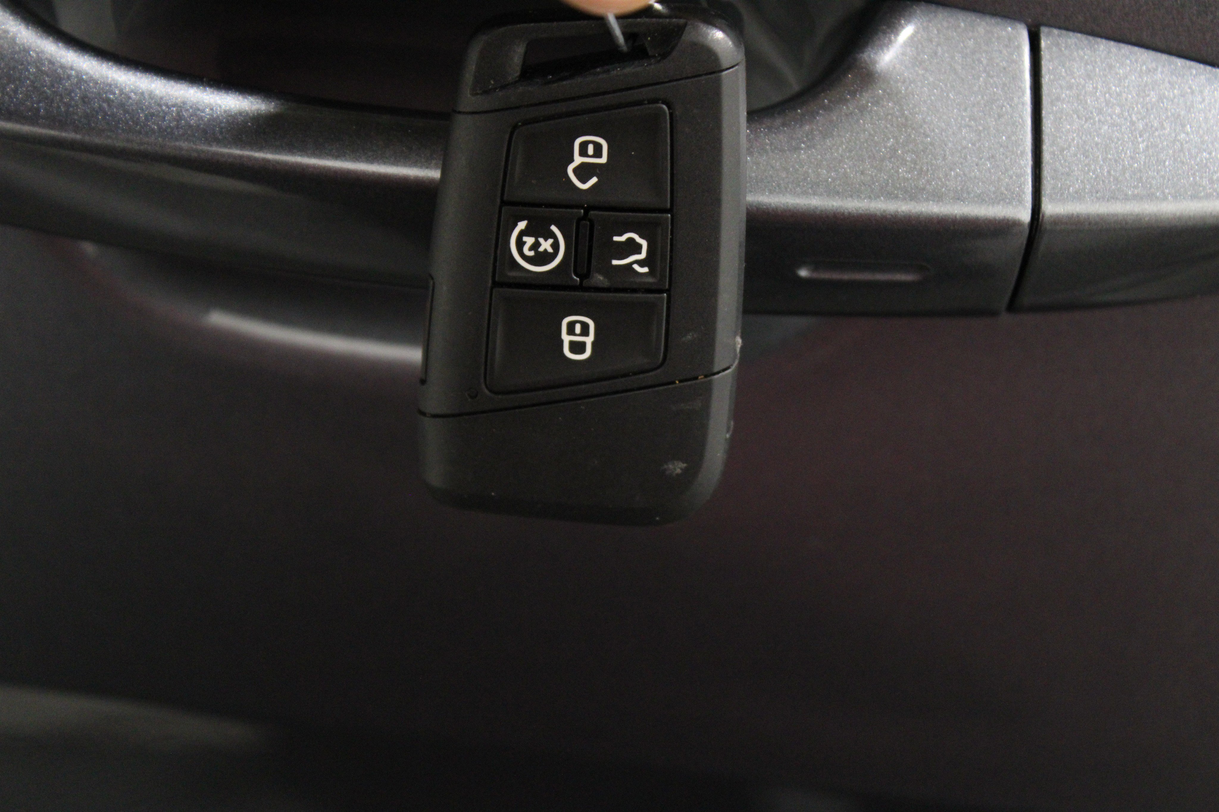 Used 2021 Volkswagen Tiguan SEL Premium R-Line AWD/4WD image 20