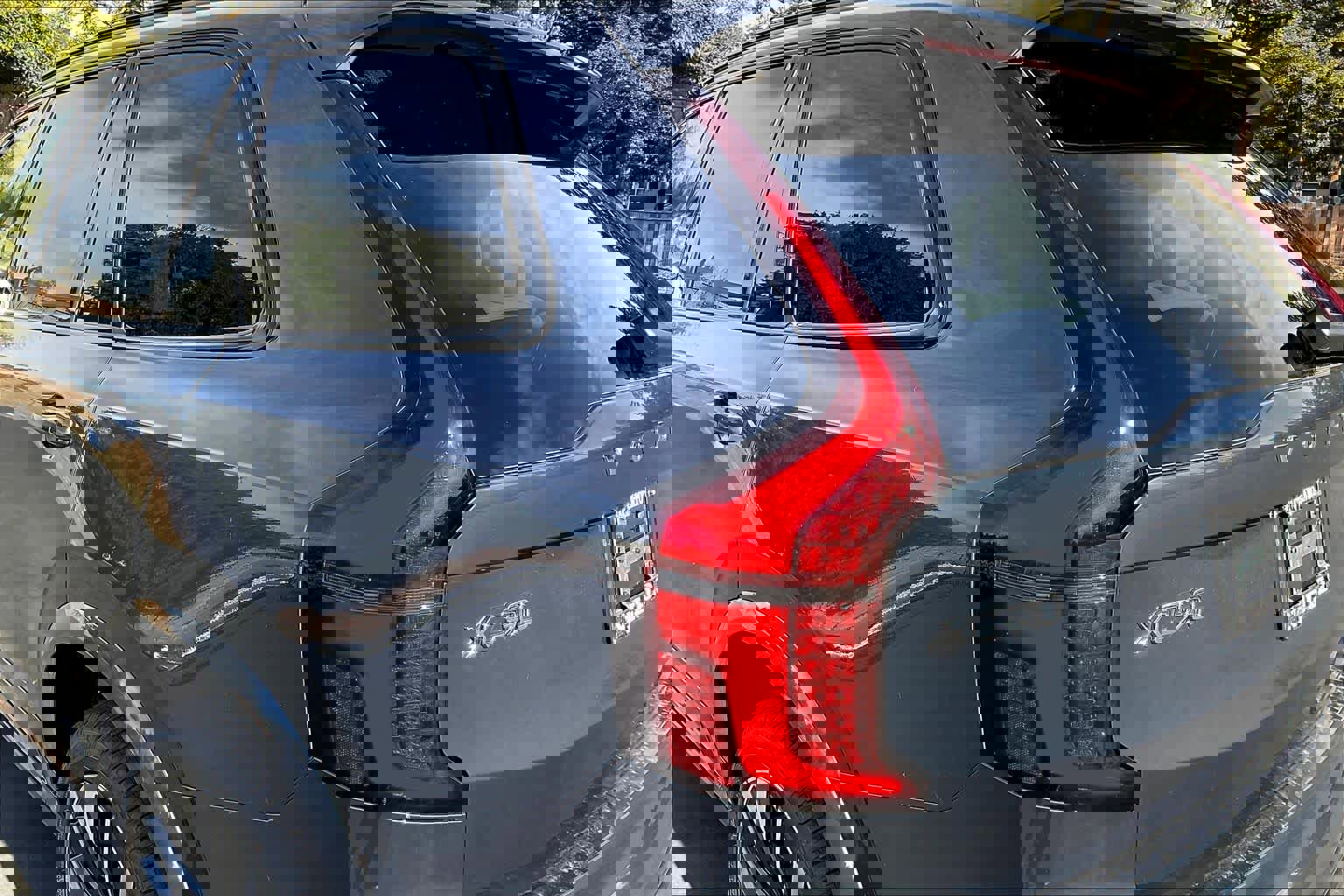 New 2026 Volvo XC90 B6 Ultra w/ Protection Package image 25