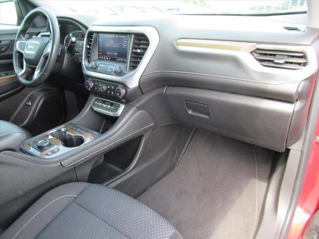 Used 2023 GMC Acadia SLE w/ Driver Convenience Package FWD image 11