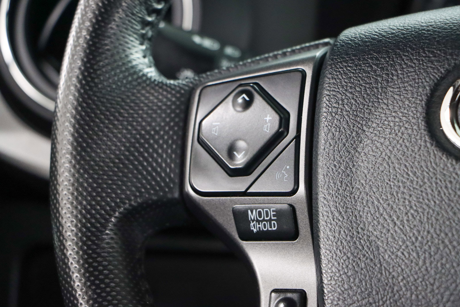 Used 2023 Toyota Tacoma TRD Off-Road image 13