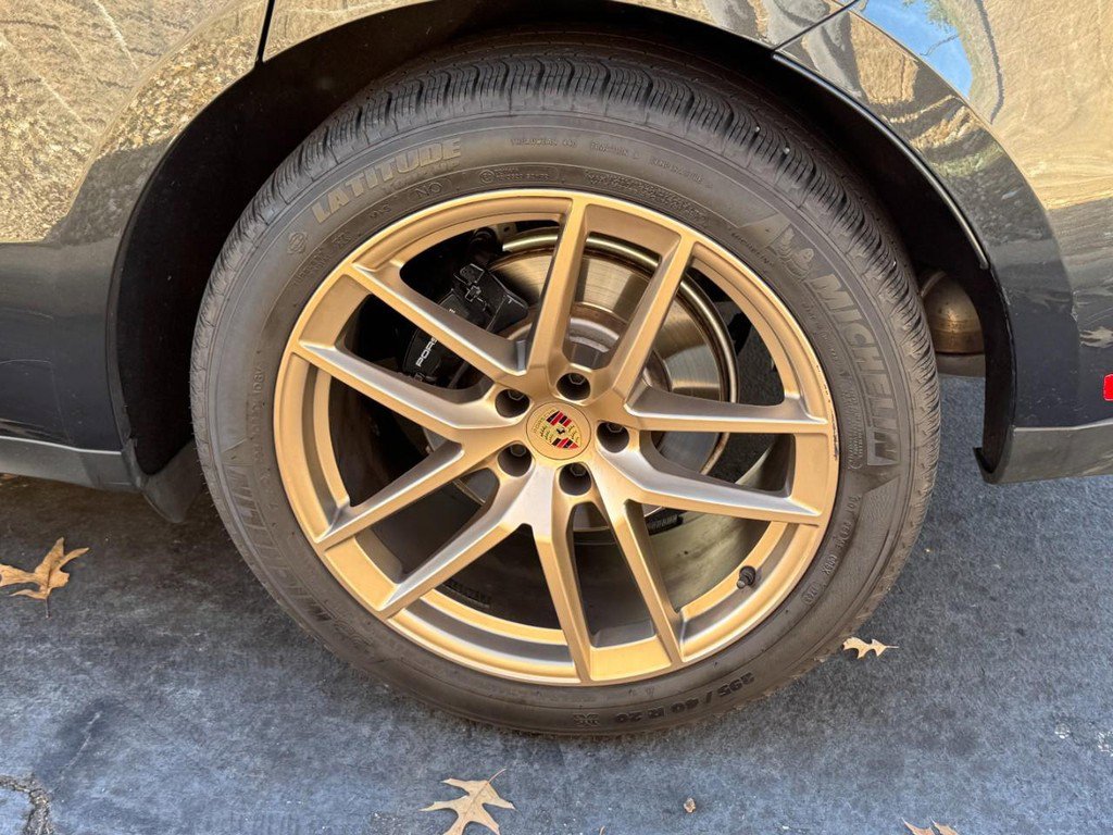 Used 2023 Porsche Macan S image 5