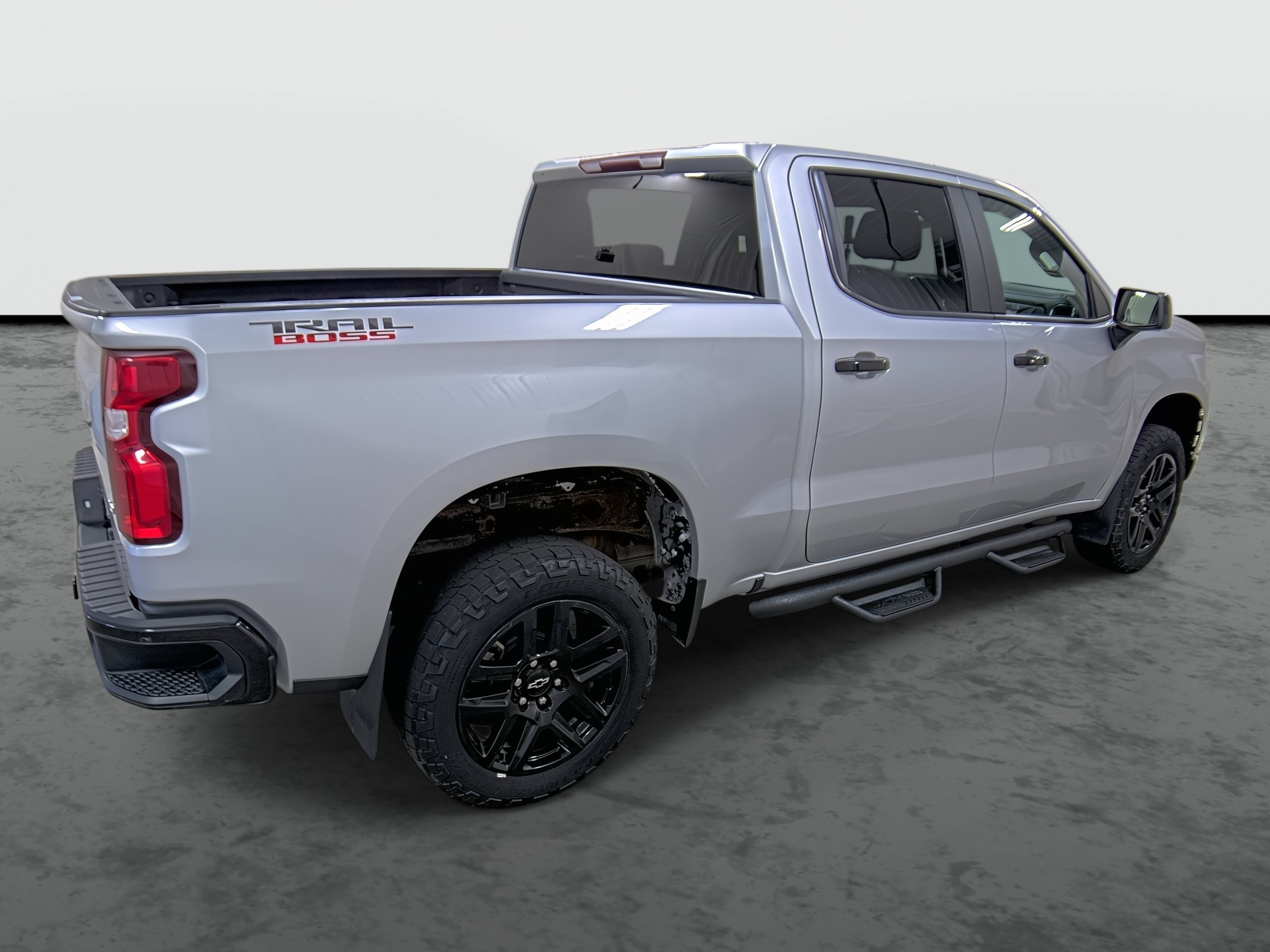 Used 2022 Chevrolet Silverado 1500 LT Trail Boss AWD/4WD image 4