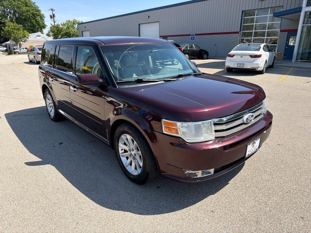 Used 2011 Ford Flex SEL w/ Rapid Spec Order Code FWD image 2
