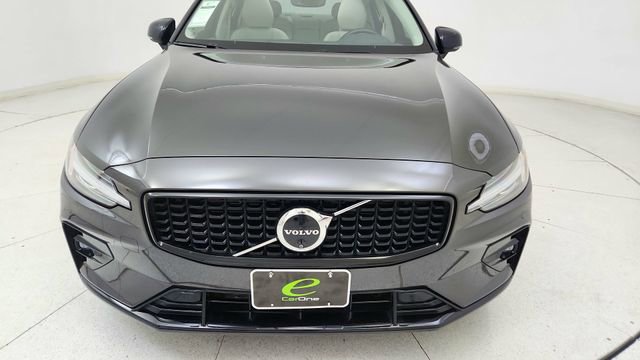 Used 2024 Volvo S60 B5 Plus w/ Climate Package image 9