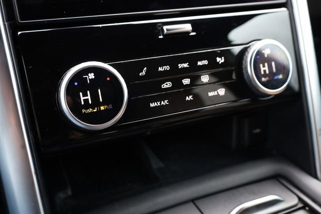 Used 2023 Land Rover Discovery S R-Dynamic image 20