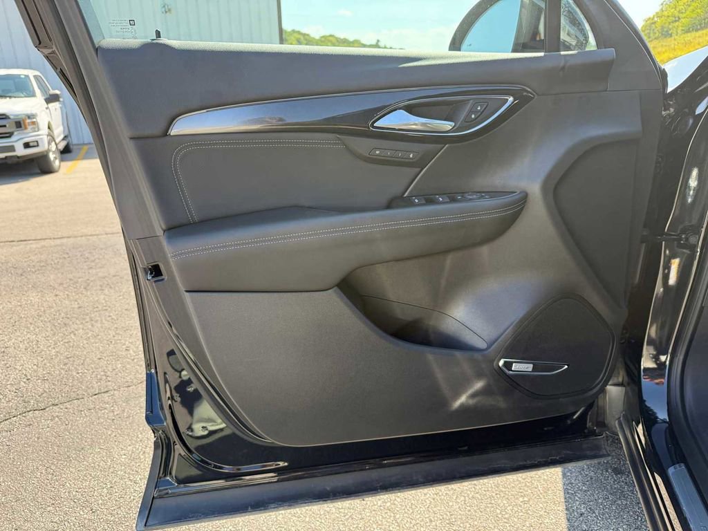 Used 2025 Buick Envision Preferred image 14