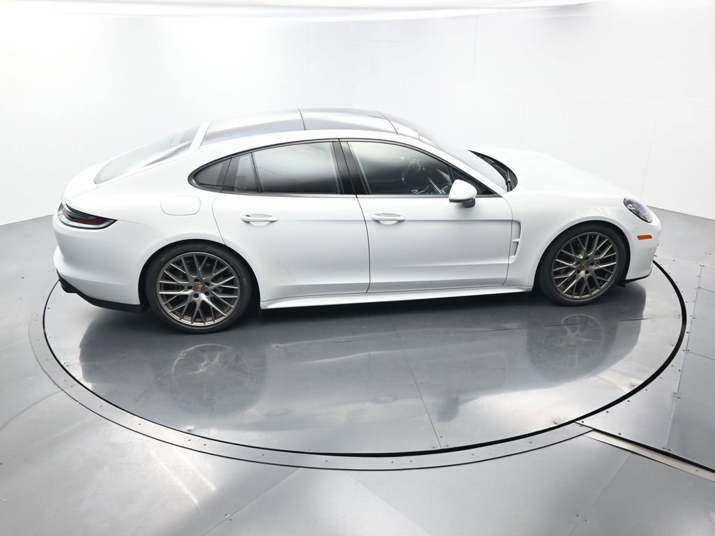 Certified 2023 Porsche Panamera Platinum Edition image 40