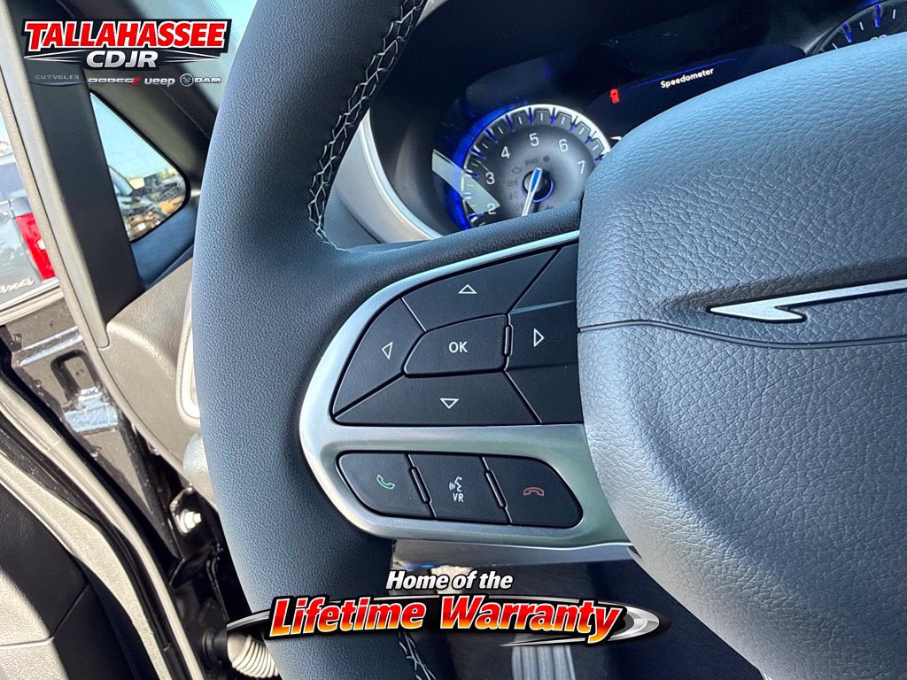 New 2027 Chrysler Pacifica LX FWD image 20