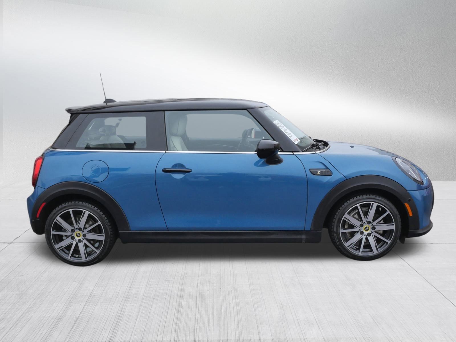 Used 2023 MINI Cooper SE image 8