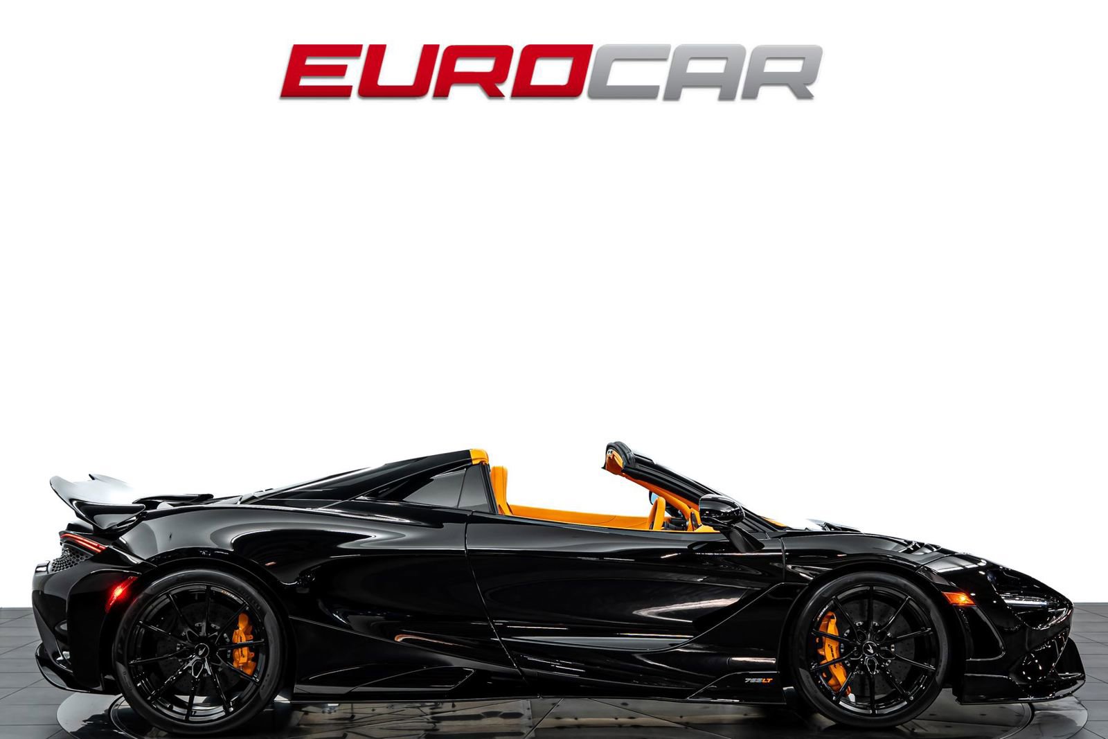 Used 2022 McLaren 765LT RWD image 7