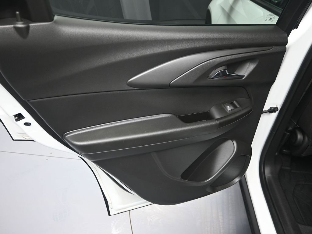 Used 2024 Chevrolet TrailBlazer LT image 28