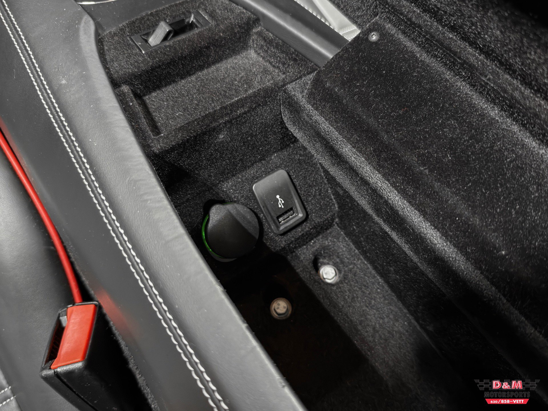 Used 2016 Ferrari California T image 28