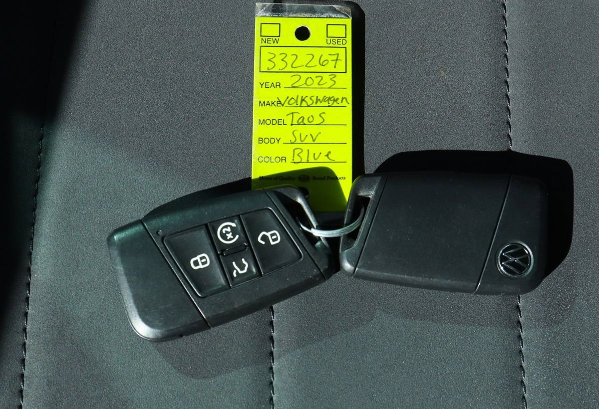 Used 2023 Volkswagen Taos SE FWD image 58