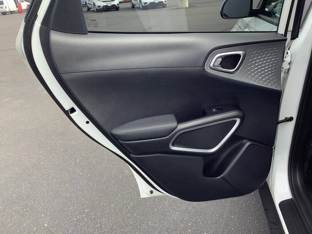 Used 2024 Kia Soul LX w/ Option Group 015 FWD image 25