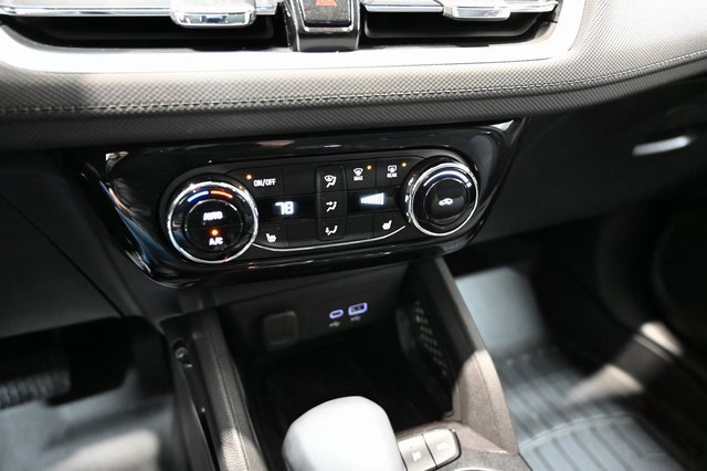 Used 2024 Chevrolet TrailBlazer LT w/ Convenience Package image 17