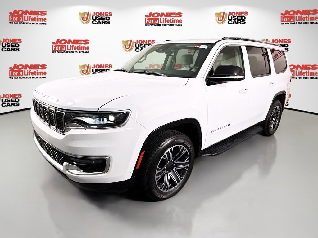 Used 2023 Jeep Wagoneer 4WD w/ Premium Group I image 16