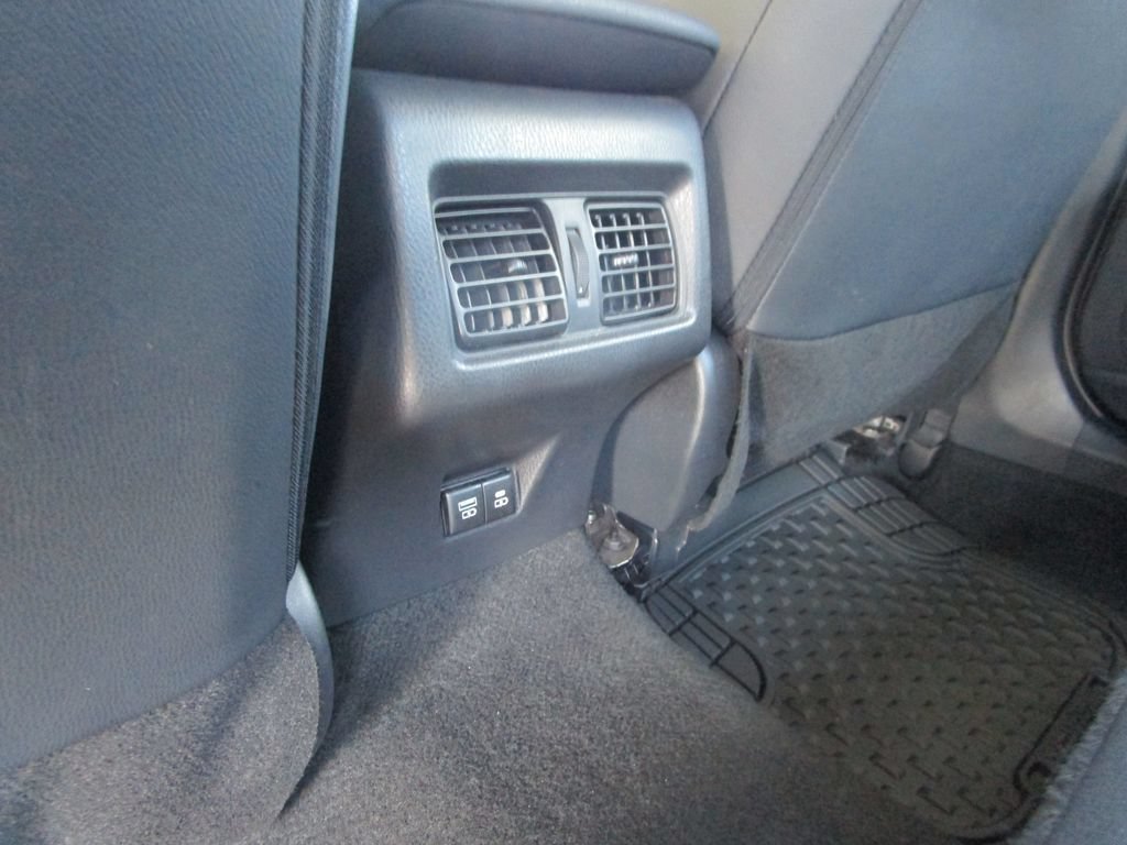 Used 2025 Toyota Camry SE FWD image 20