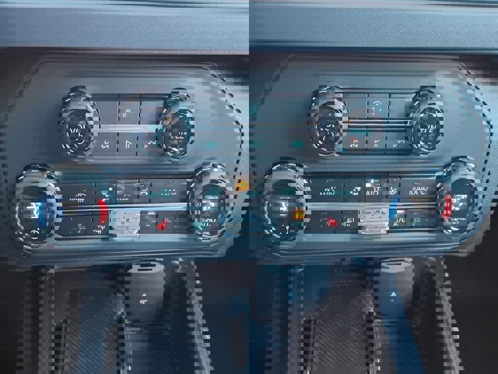 New 2025 Ford Bronco Big Bend image 10