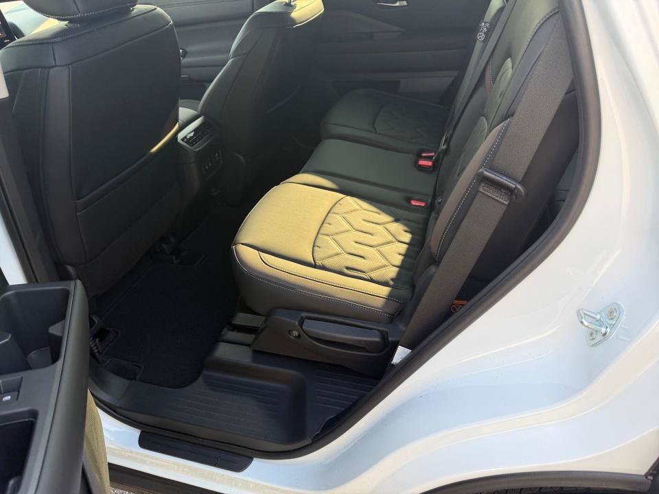 New 2026 Nissan Pathfinder Platinum w/ Cargo Package FWD image 34