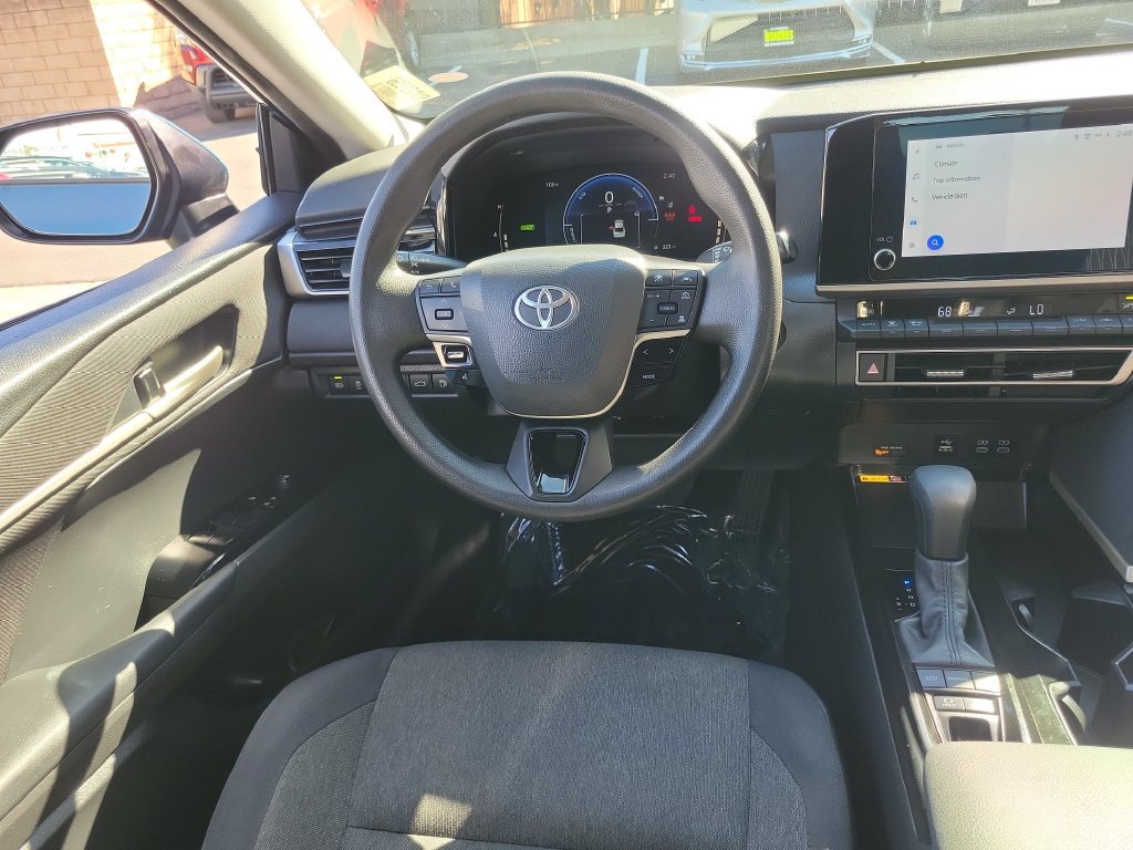 Used 2025 Toyota Camry LE FWD image 12