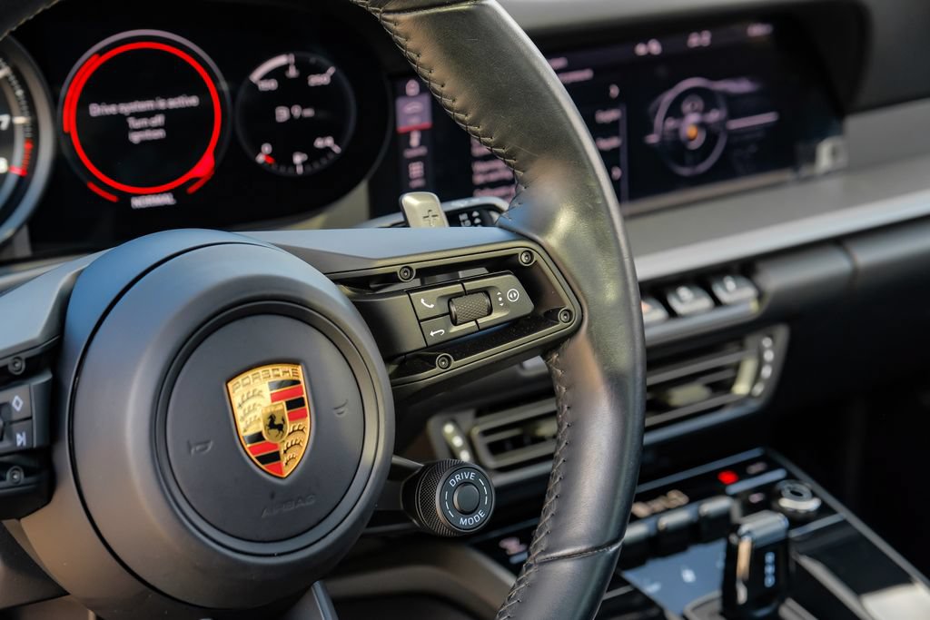 Used 2020 Porsche 911 Carrera S RWD image 21