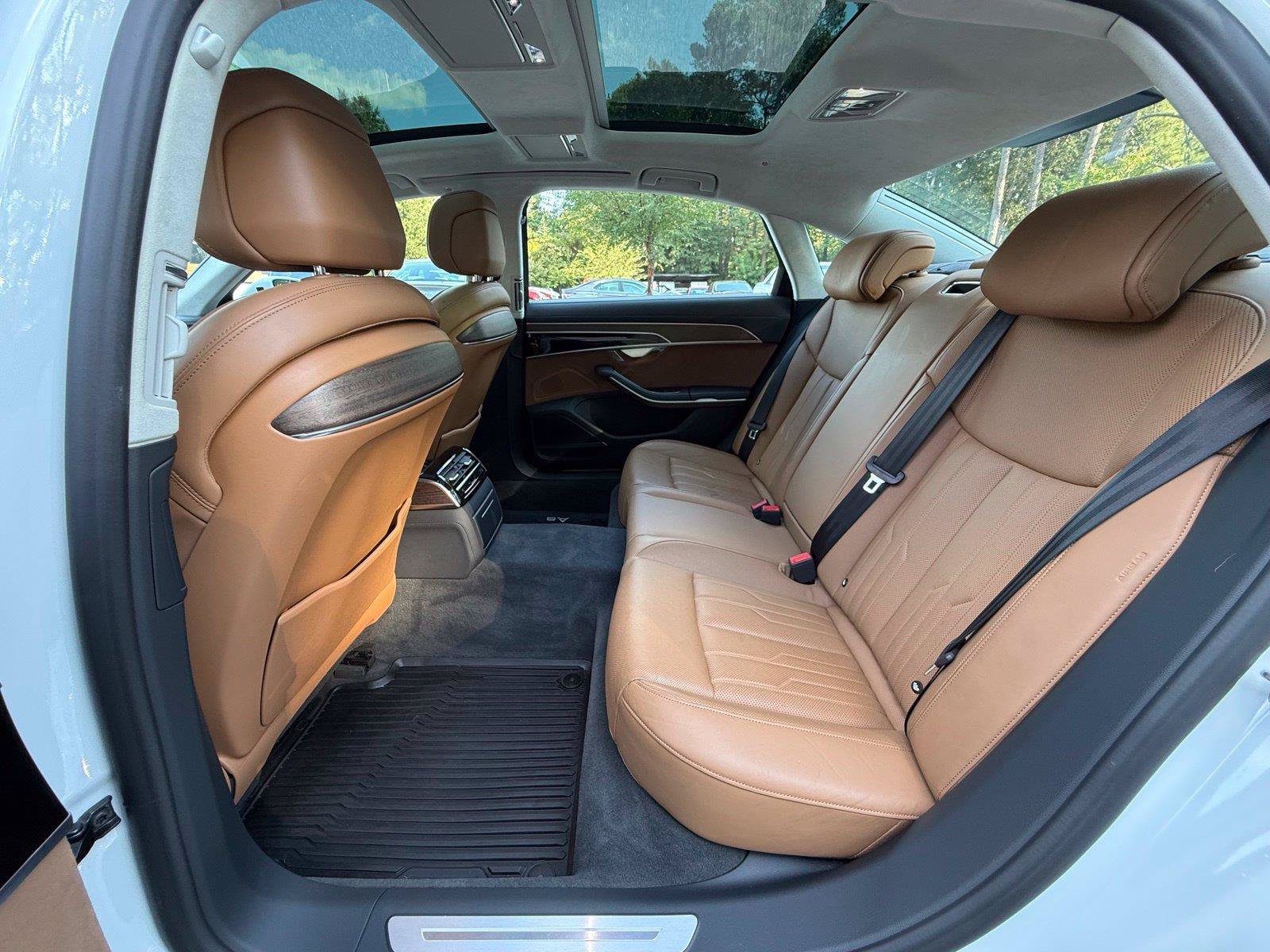 Used 2020 Audi A8 L 4.0T AWD/4WD image 30