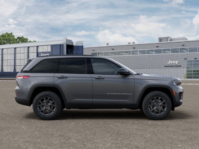 New 2027 Jeep Grand Cherokee Laredo X AWD/4WD image 21