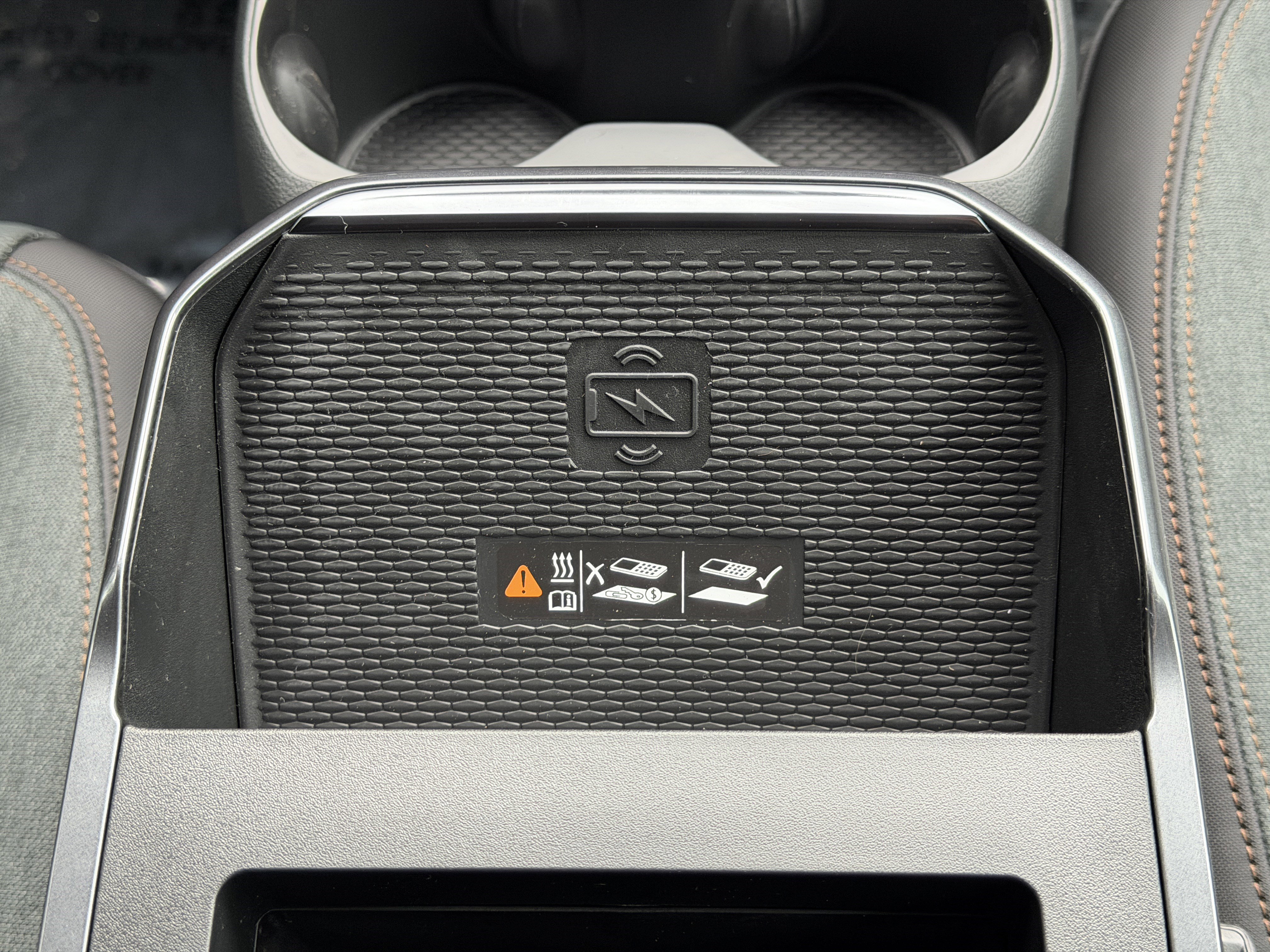 New 2026 GMC Terrain AT4 w/ Technology Package II image 62