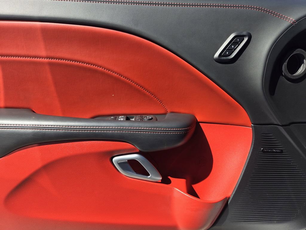 Used 2022 Dodge Challenger R/T w/ Plus Package image 21