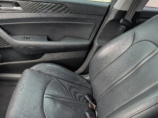 Used 2019 Hyundai Sonata Limited FWD image 16