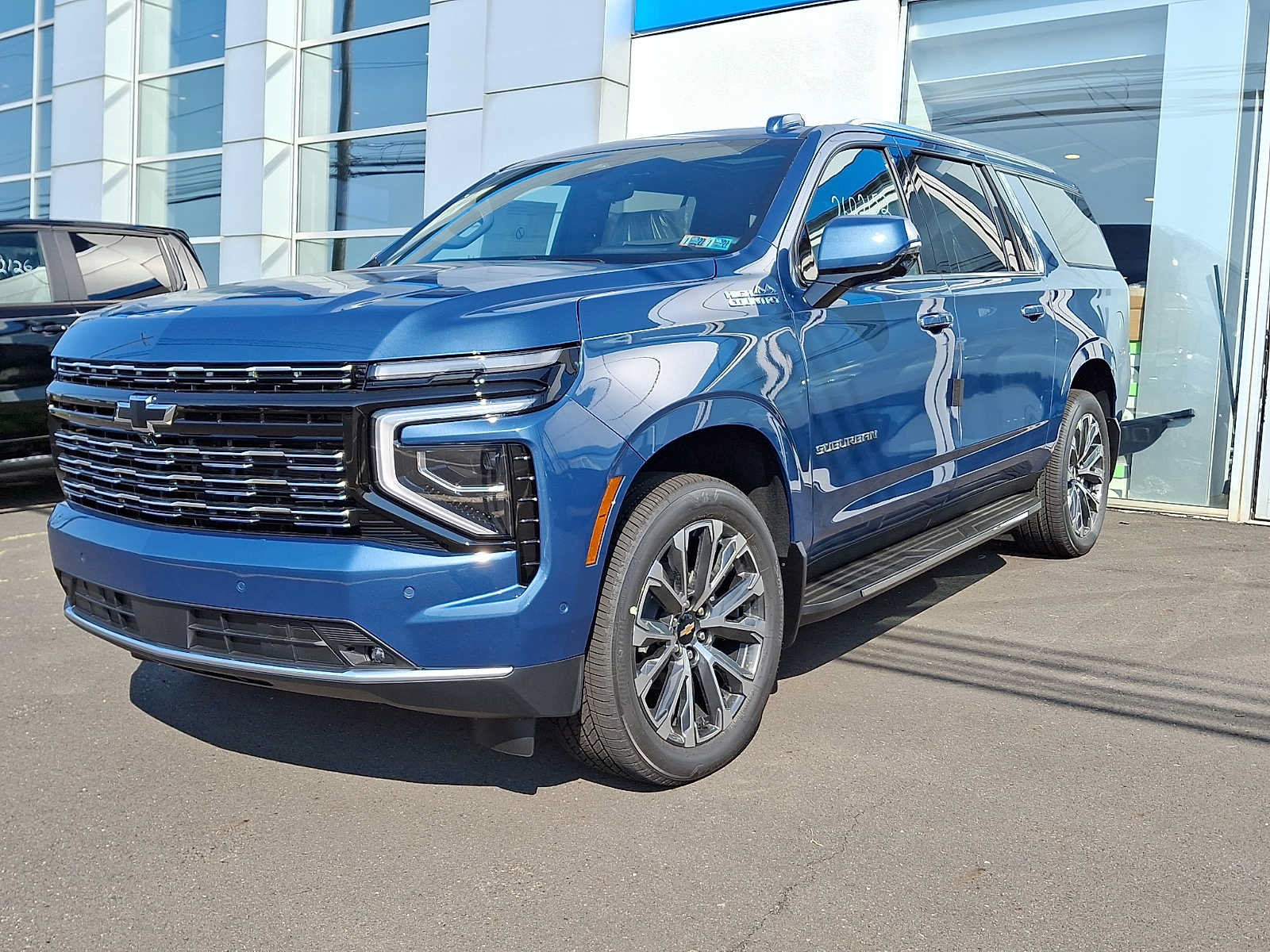 New 2026 Chevrolet Suburban High Country w/ Sun And Tow Package AWD/4WD image 3