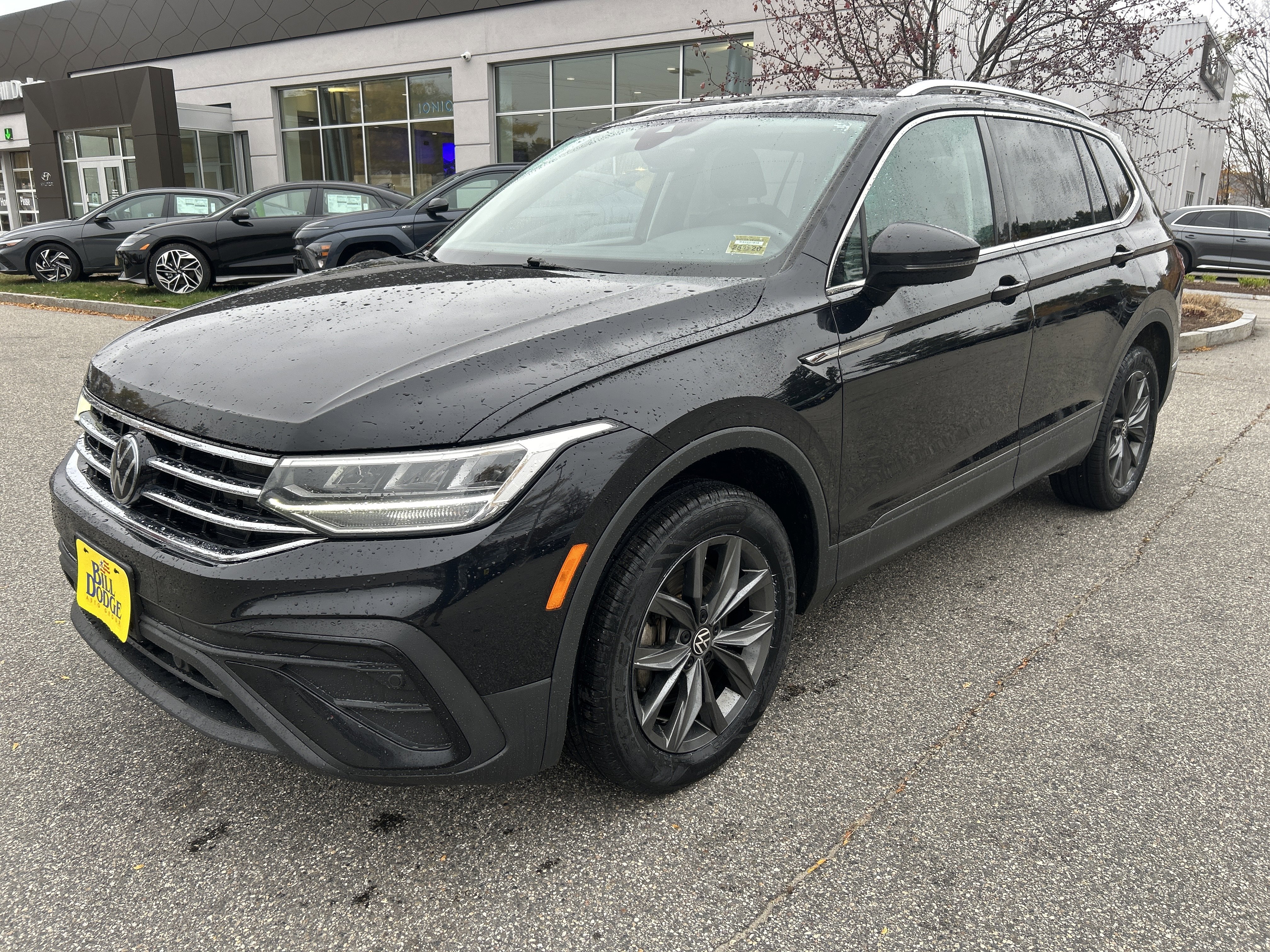 Used 2022 Volkswagen Tiguan SE