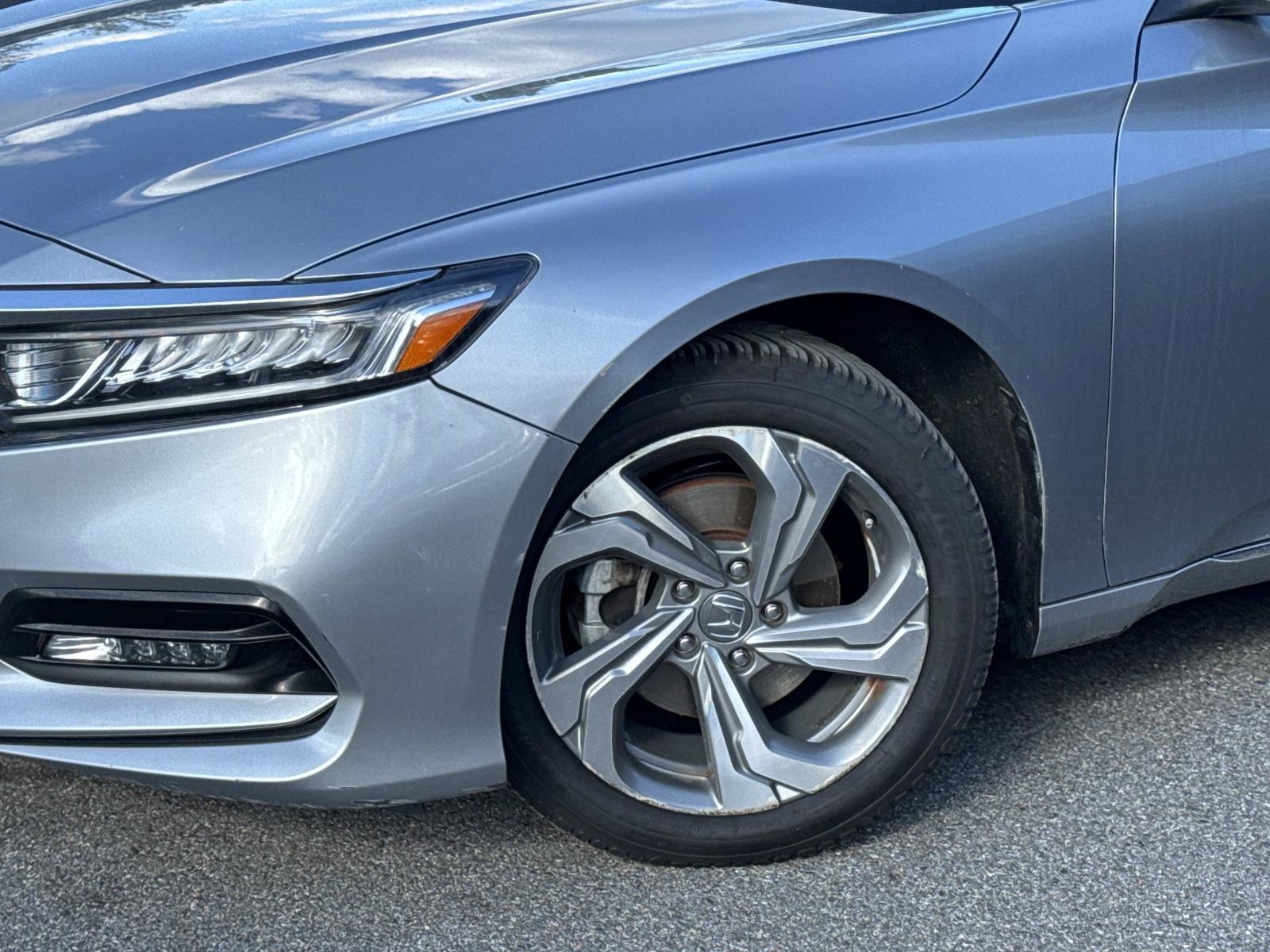 Used 2019 Honda Accord EX image 5