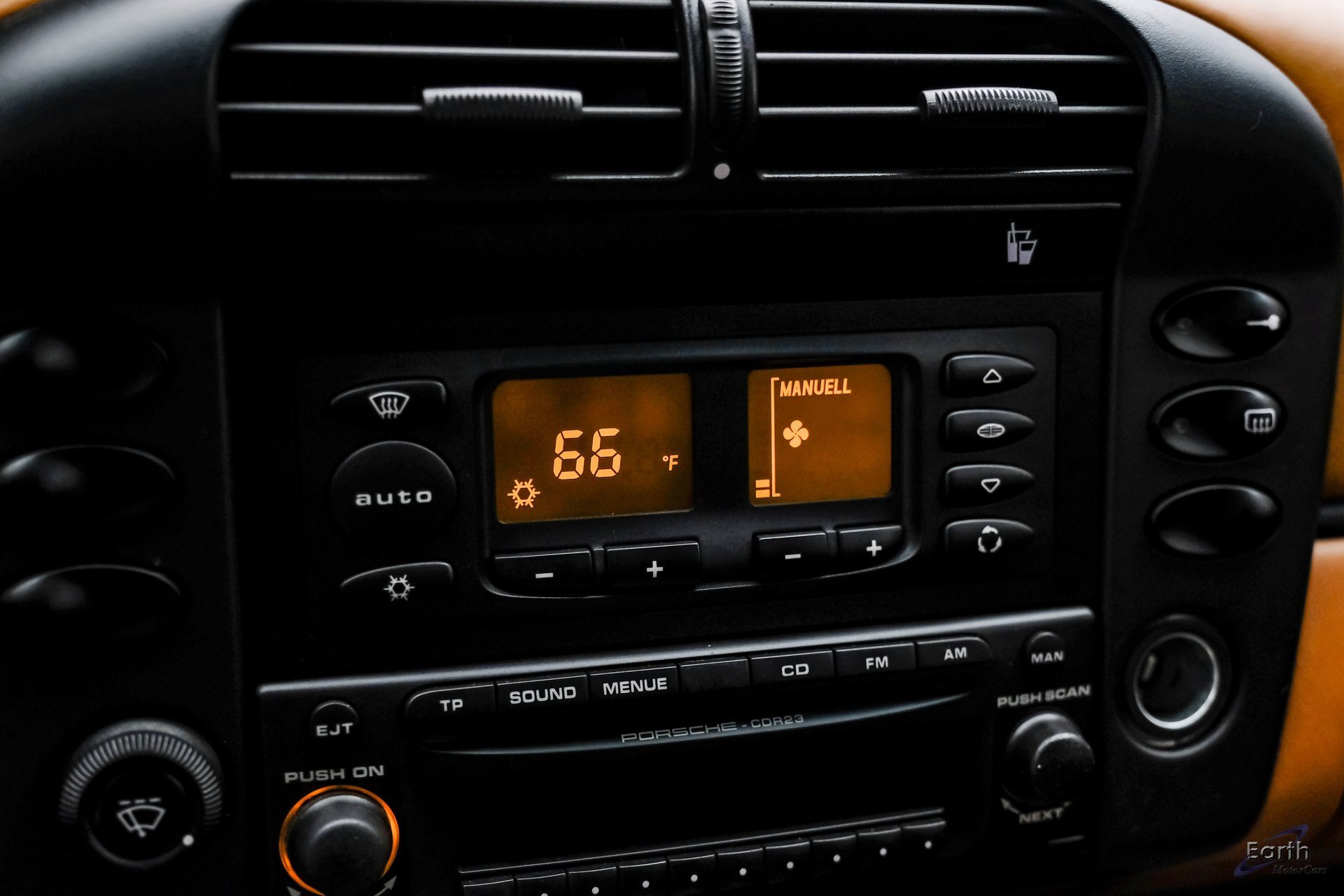 Used 2004 Porsche 911 GT3 image 63