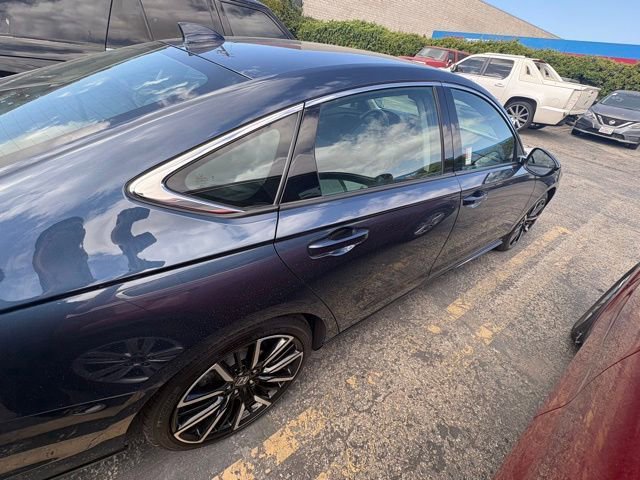 Used 2025 Honda Accord Touring image 11