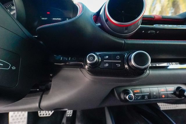 Used 2018 Ferrari 812 Superfast RWD image 63