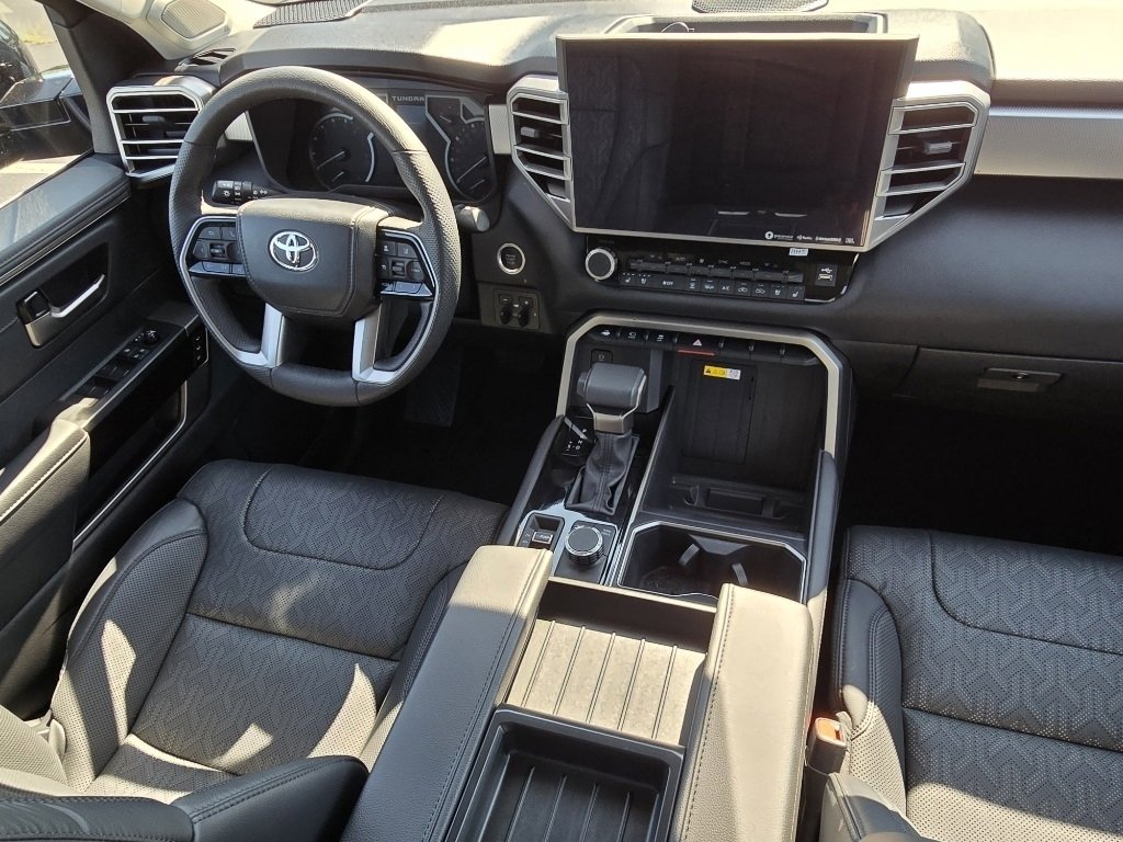 Used 2023 Toyota Tundra Limited image 24