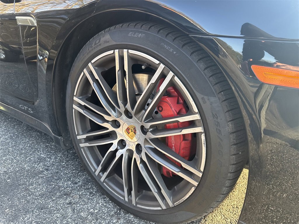 Used 2016 Porsche Panamera GTS image 34