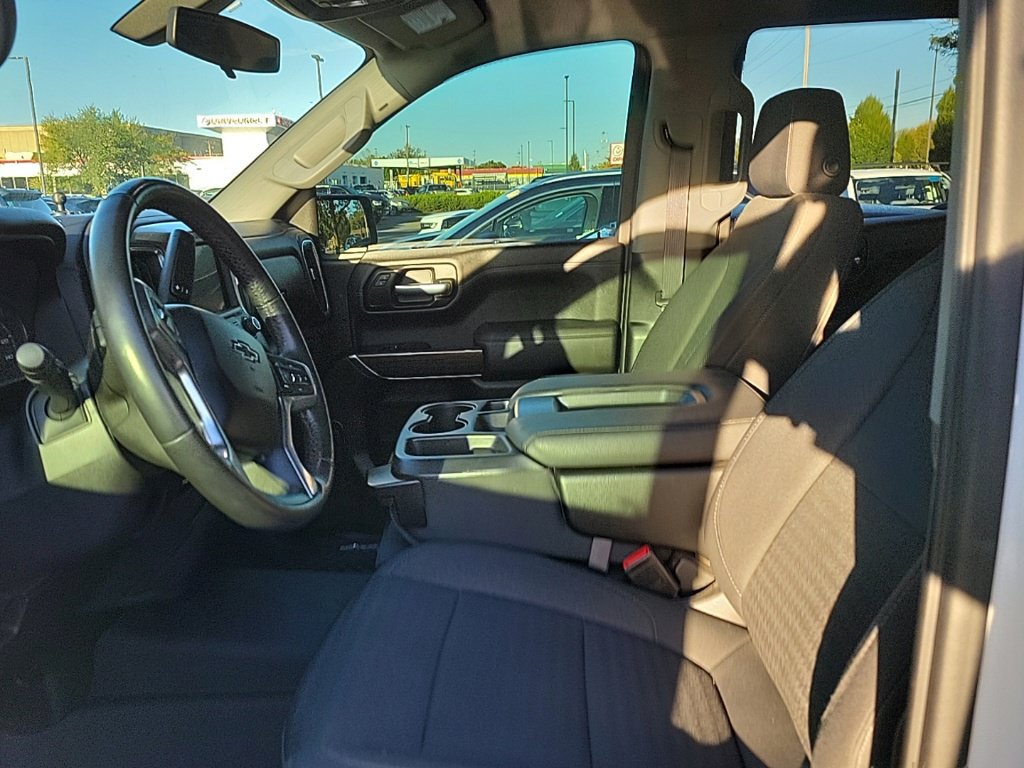 Used 2022 Chevrolet Silverado 1500 RST AWD/4WD image 6