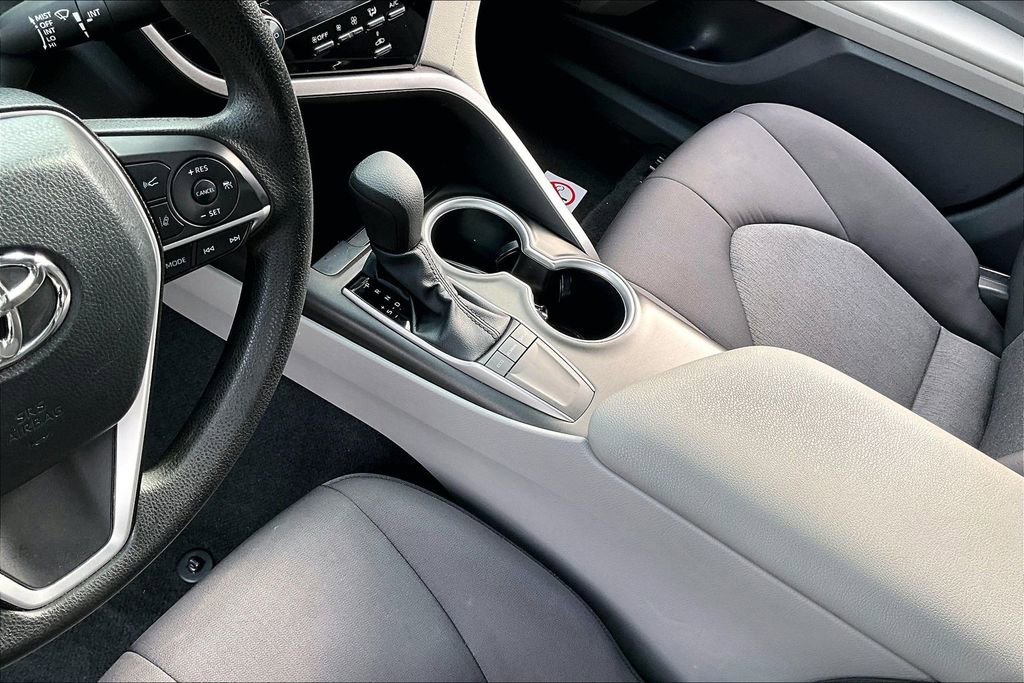 Used 2024 Toyota Camry LE image 18