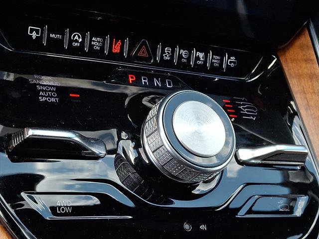 Certified 2024 Jeep Grand Wagoneer L Series III AWD/4WD image 27