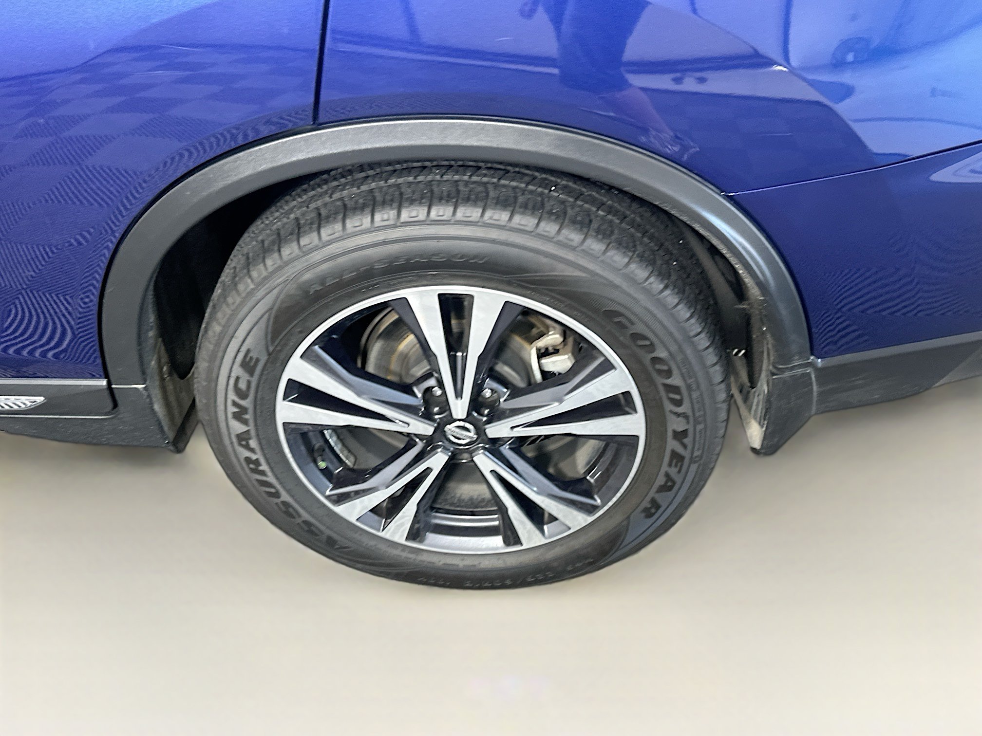 Used 2017 Nissan Rogue SL FWD image 11