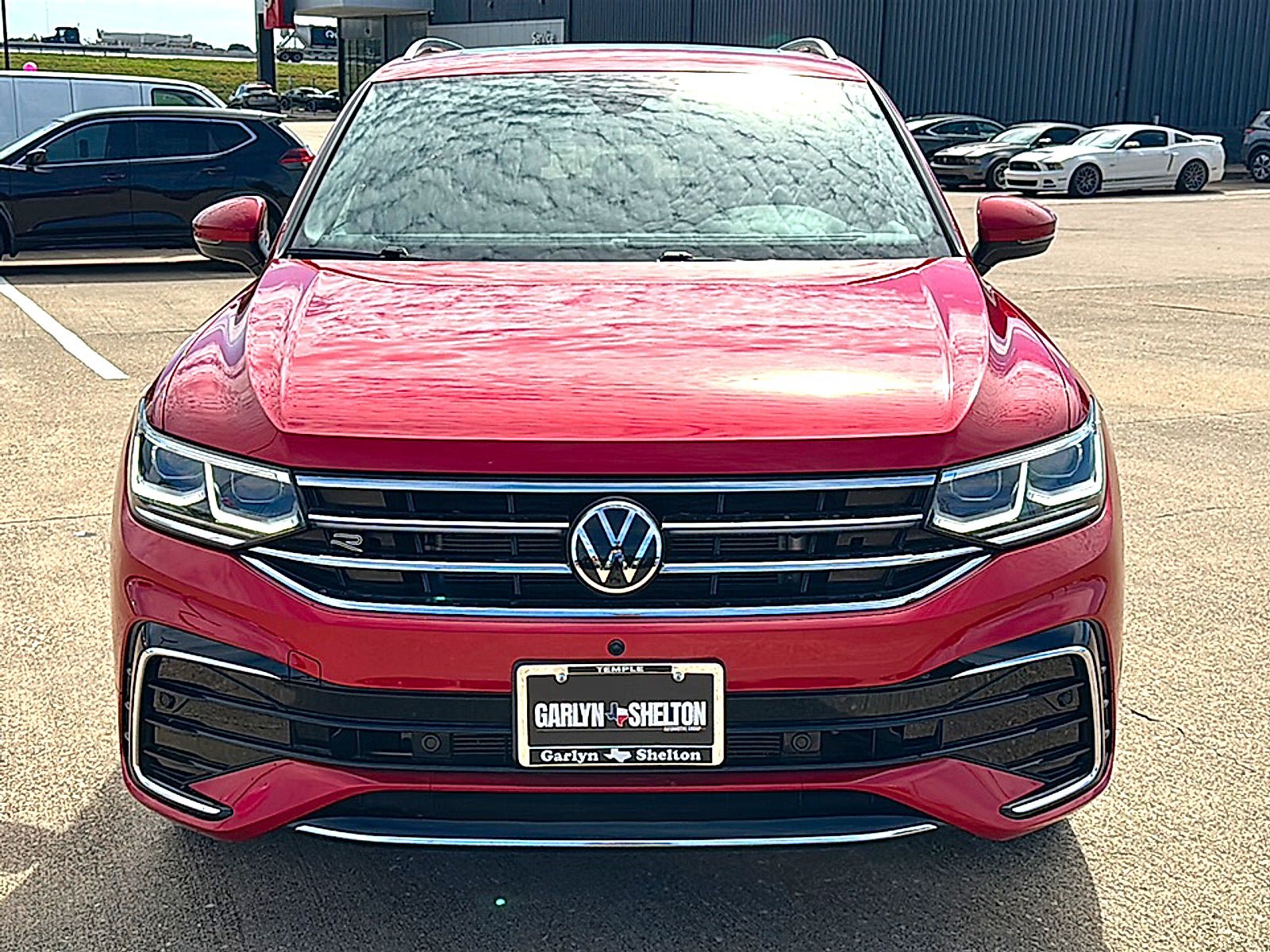 Used 2024 Volkswagen Tiguan SEL R-Line AWD/4WD image 11