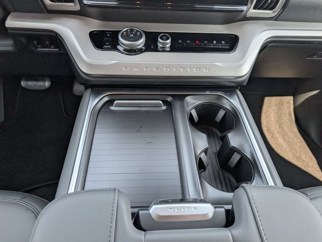 New 2026 Ford Expedition Max Active AWD/4WD image 16
