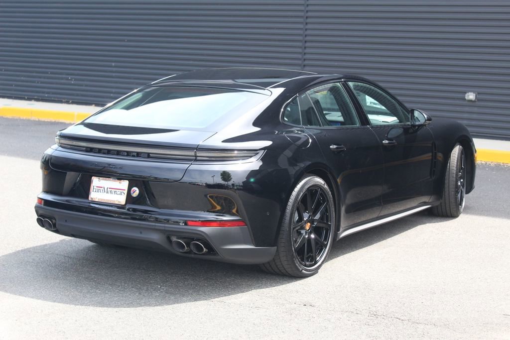 New 2026 Porsche Panamera 4 image 8