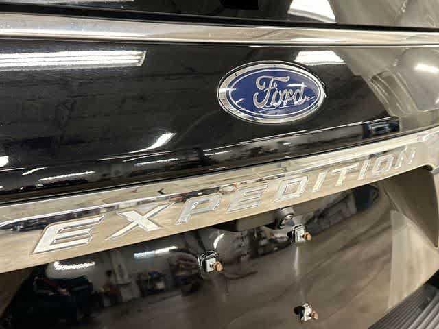 Used 2019 Ford Expedition XLT AWD/4WD image 28