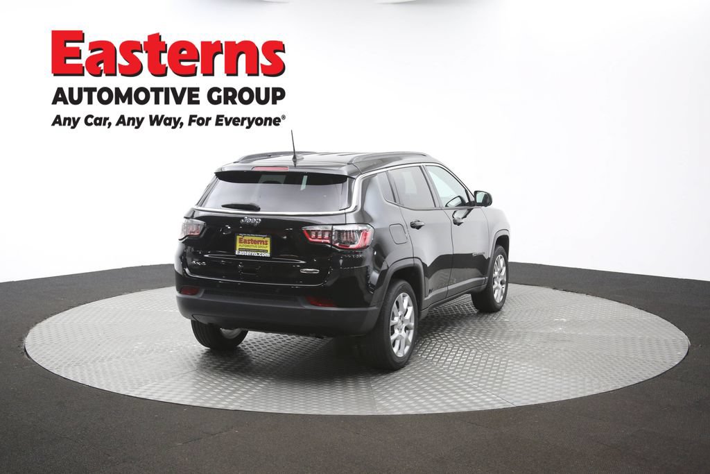 Used 2024 Jeep Compass Latitude AWD/4WD image 38
